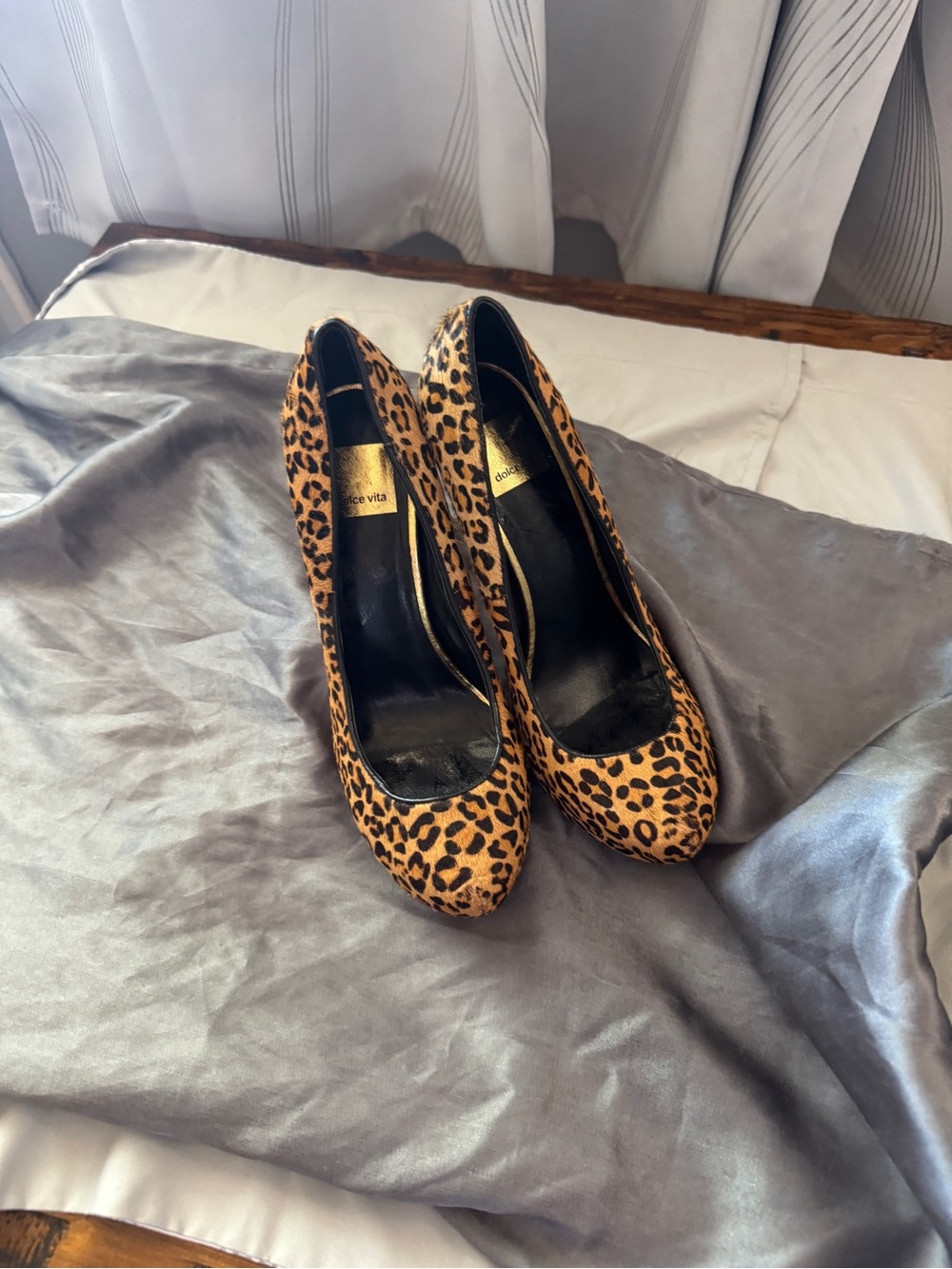 Dolce Vita Leopard-Print Pointed Pumps in Tan and Black